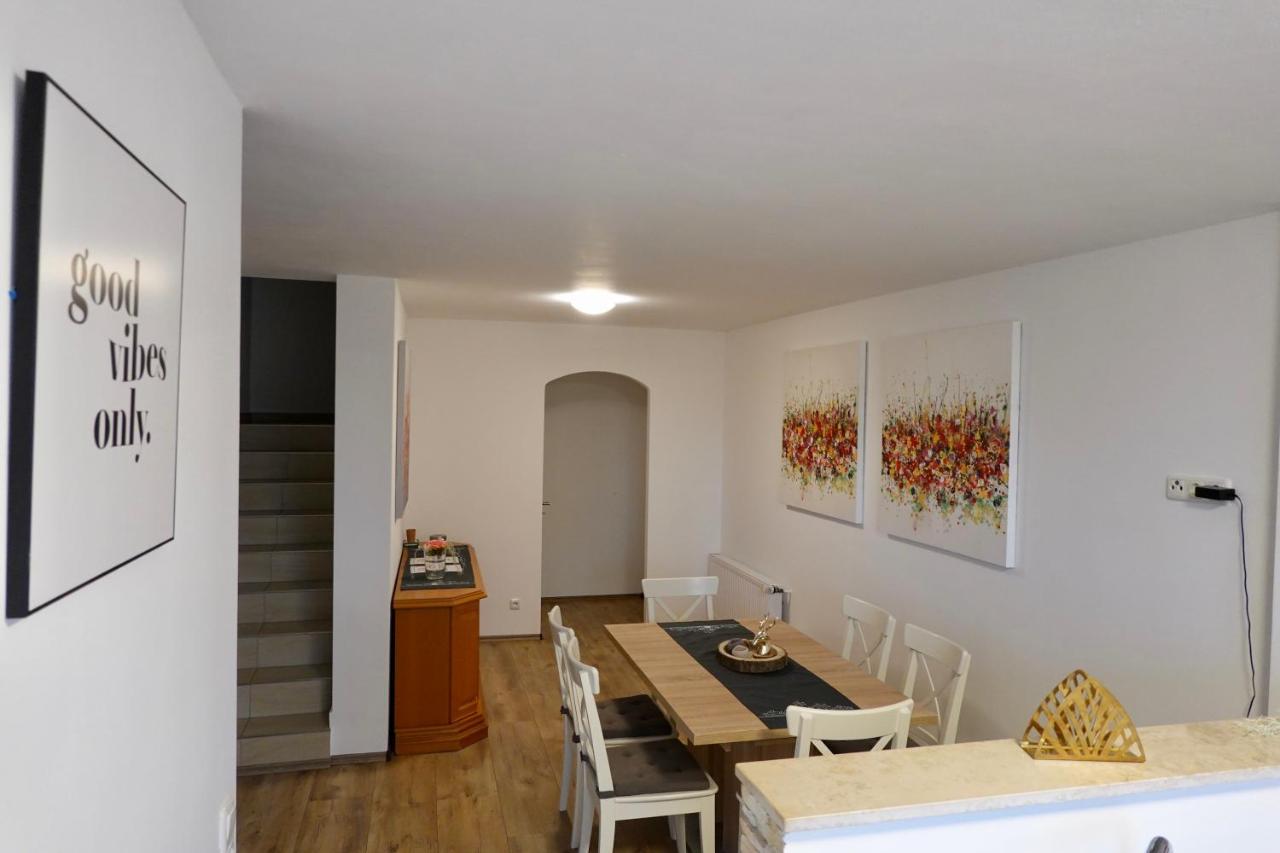 Ferienoase Mit Fernblick Herzogenrath Exterior foto